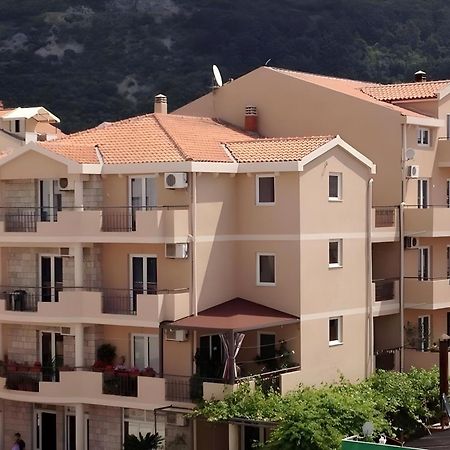 Apartmani Goran I Jelena Zec Budva Zewnętrze zdjęcie