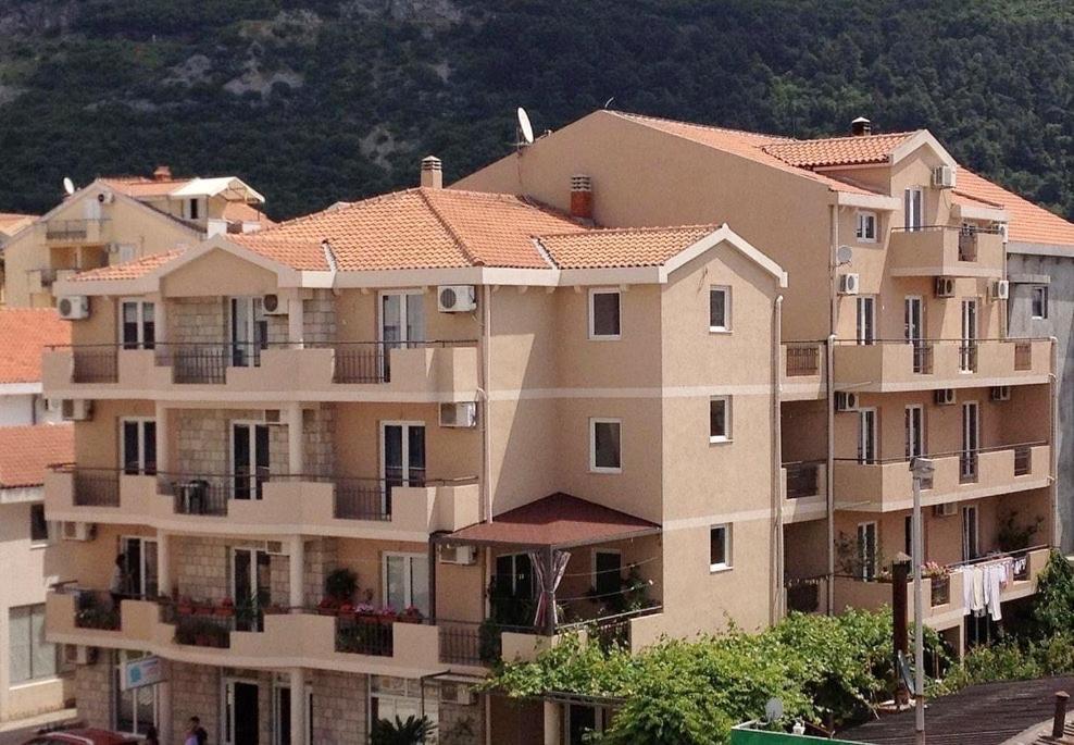 Apartmani Goran I Jelena Zec Budva Zewnętrze zdjęcie