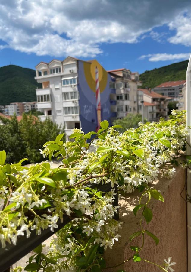 Apartmani Goran I Jelena Zec Budva Zewnętrze zdjęcie