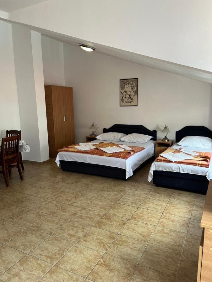 Apartmani Goran I Jelena Zec Budva Zewnętrze zdjęcie