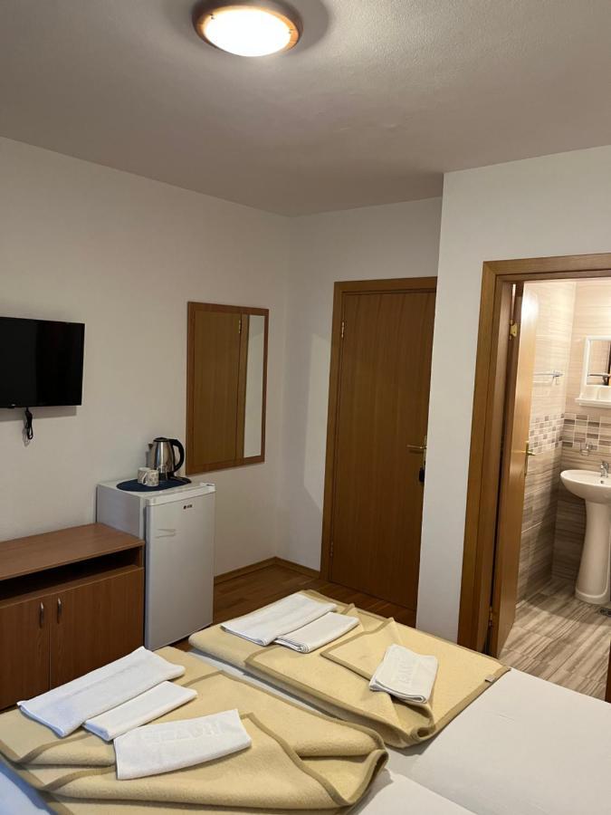 Apartmani Goran I Jelena Zec Budva Zewnętrze zdjęcie