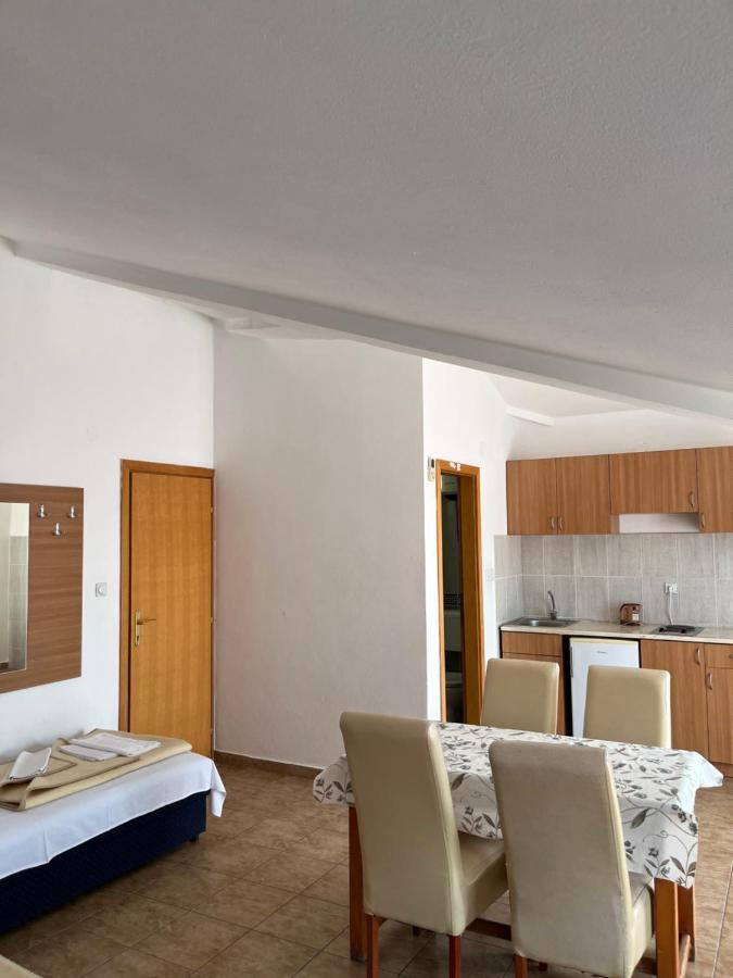 Apartmani Goran I Jelena Zec Budva Zewnętrze zdjęcie